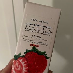 NEW in box Glow Recipe Strawberry AHA BHA serum